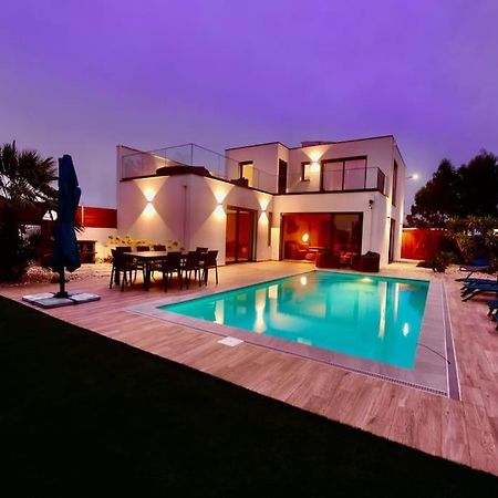 Villa Serena - Exquisite Villa With Private Heated Pool ساو مارتينهو دو بورتو المظهر الخارجي الصورة